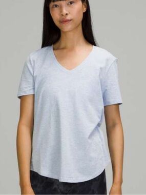 GUC Lululemon Love Tee Serene Blue Size 6